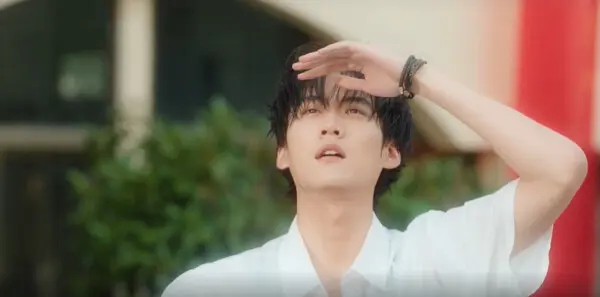 炽夏第1集剧照