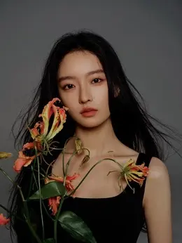 杨舒伊